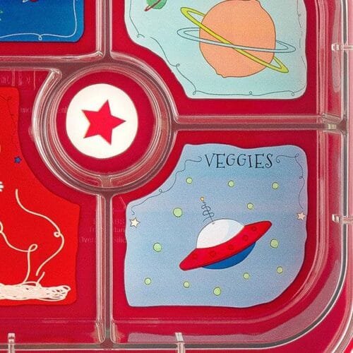 Nueva Yumbox original color rojo con dibujos de cohetes y espacio