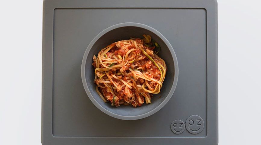 Espaguetis de calabacín con soja texturizada