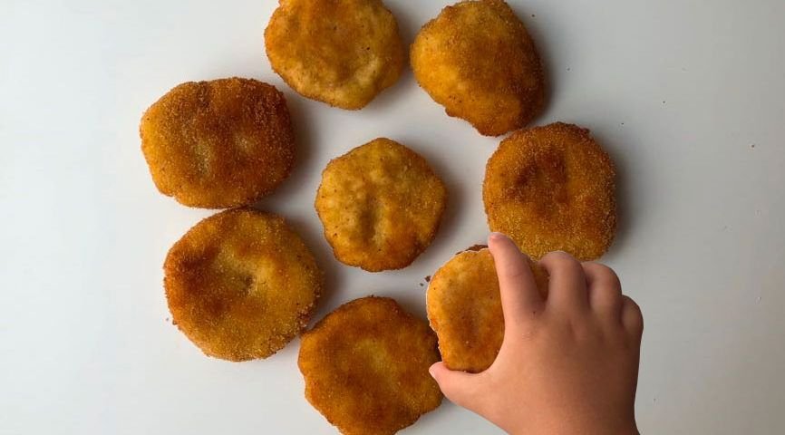 Nuggets de pollo con queso