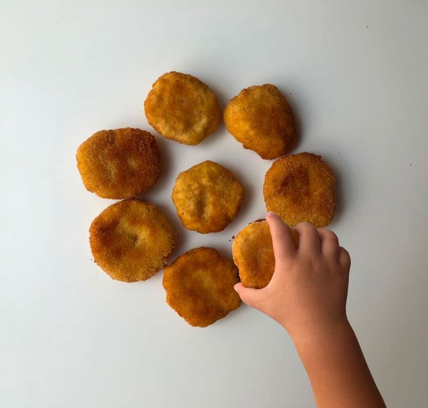 Nuggets de pollo con queso