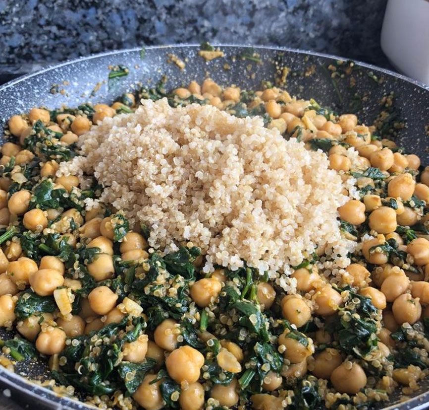 Garbanzos con espinacas y quinoa paso 6