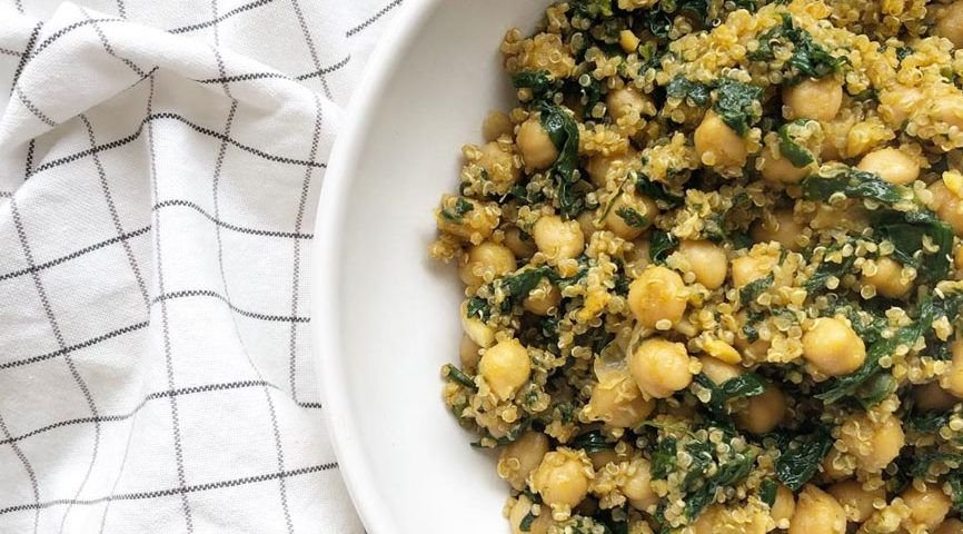 Receta garbanzos con espinacas y quinoa