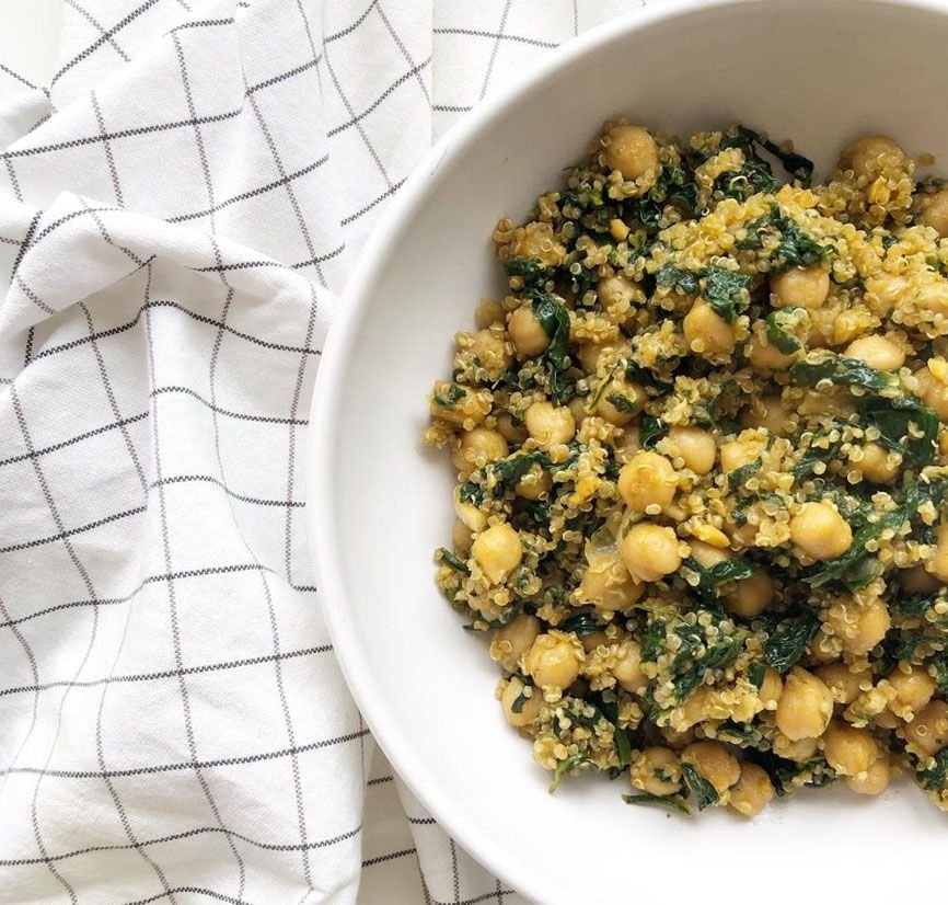 Receta garbanzos con espinacas y quinoa